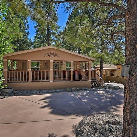 Munds Park Cabin Retreat With Deck And Fire Pit! Εξωτερικό φωτογραφία